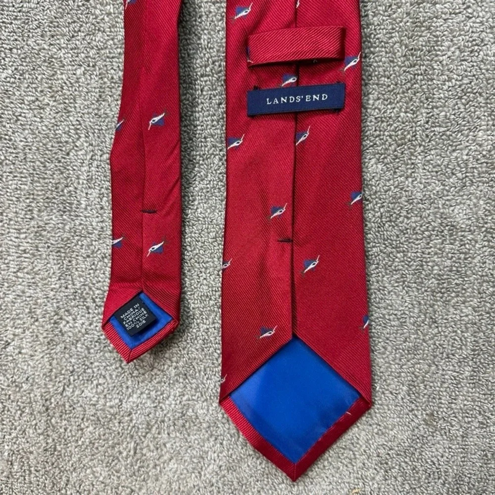 Lands End Mens Red Silk Marlin Fish Pattern Necktie 430234 V1512/M3232